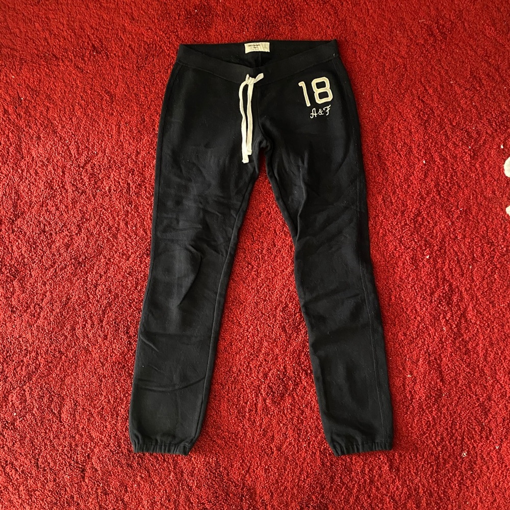 NWOT Abercrombie and Fitch navy blue joggers
